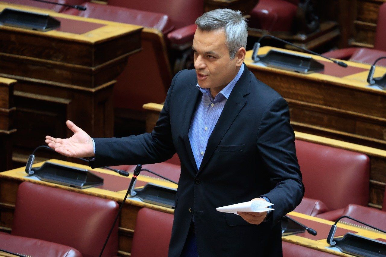 Στη Βουλή φέρνει ο Χάρης Μαμουλάκης την ανακοίνωση του ΛΣΑ: Θα λάβουν όλοι οι δικαιούχοι την επιστροφή του ενός ενοικίου το Νοέμβριο του 2025;